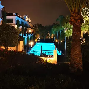 Luxury Frontal To The Sea In Doncella Estepona
